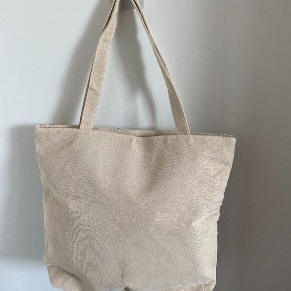 BNWOT CUTE TWO OWLS CANVAS TOTE WITH ZIPPER CLOSURE SUMMER PICNIC BEACH BAG - Picture 2 of 4